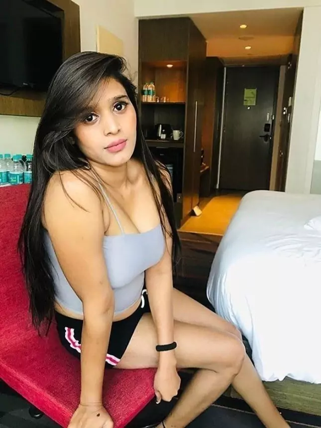 कॉल गर्ल्स सर्विस  एसजी हाईवे